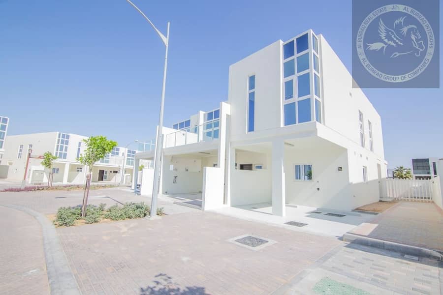 3 + MAID SINGLE ROW DESERT FACING SPACIOUS AVAILABLE FOR RENT