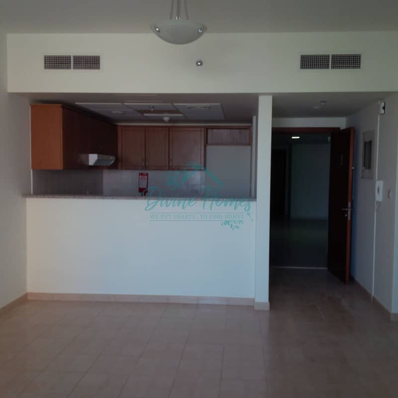 2 Bedrooms/Balcony/Park View/For Sale