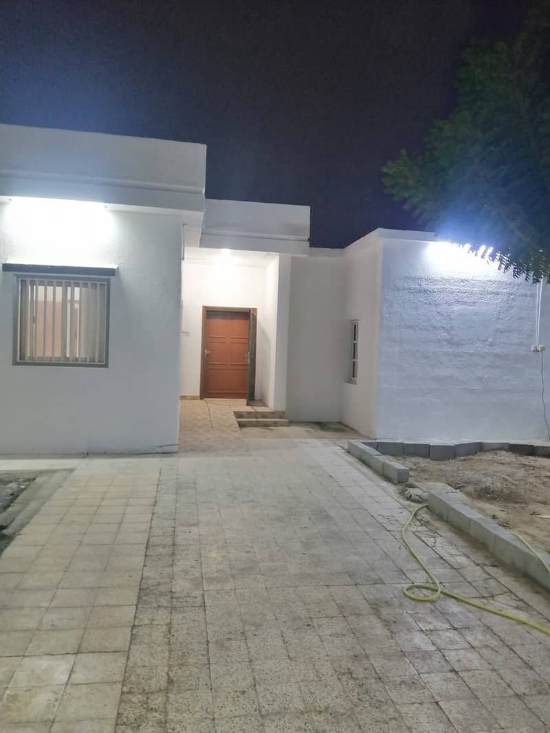 For sale house in Riffa area/Sharjah