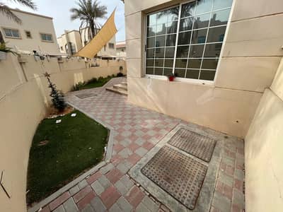 2 Bedroom Villa for Rent in Mirdif, Dubai - ** 1 MONTH FREE**LARGE SINGLE STOREY 2BR VILLA- SHARED POOL- PVT GARDEN FOR JUST