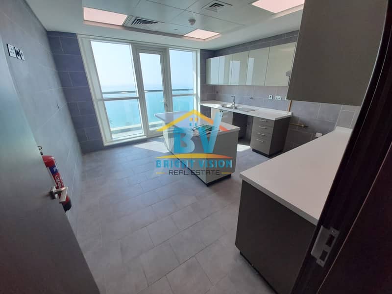 Full Sea View Specious 2 Master Bedrooms Apartment + Maid/ Balcony/Parking