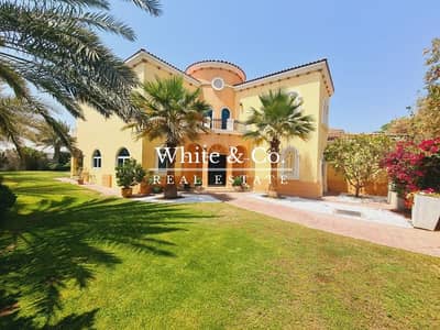 5 Bedroom Villa for Rent in Jumeirah Park, Dubai - Private pool |Spacious| Landscaped Garden