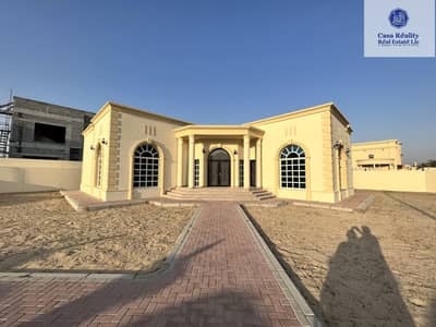 3 Bedroom Villa for Rent in Oud Al Muteena, Dubai - Exclusive Single Storey 3 Master BR villa for rent