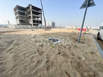 ارض سكنية  للبيع في ليوان، دبي - ارض سكنية في ليوان 3000000 درهم - 5877147