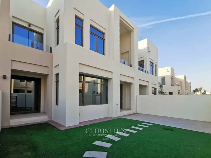 Modern 3 Bedroom with spacious living area