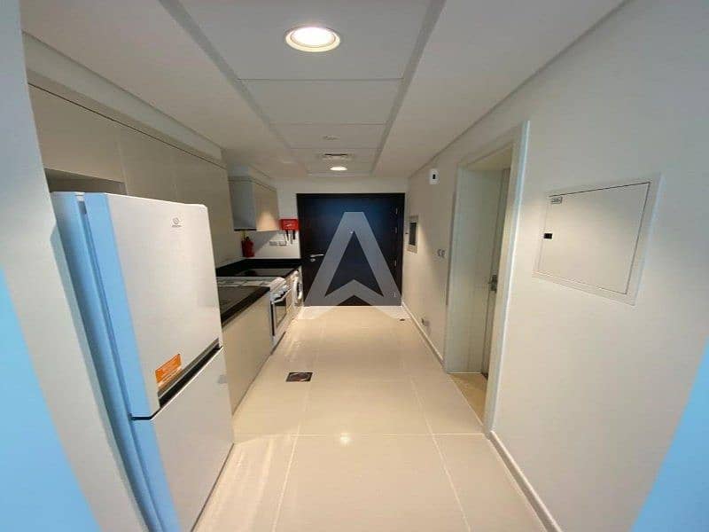 Brand New |High Floor Skyline View| Fitted Kitchen