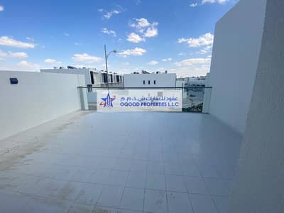 Single Row 3 Bed+ Maid In Centaury Cluster (R2M14)