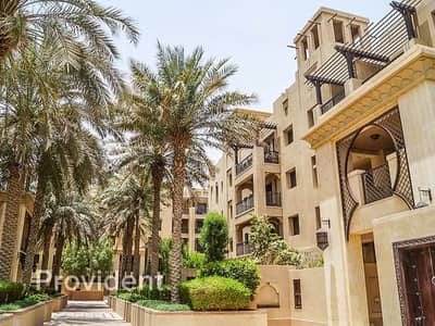 2 Bedroom Flat for Sale in Old Town, Dubai - Spacious 2BR- Good Location- Community Views
