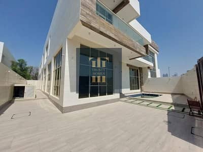 5 Bedroom Villa for Rent in Jumeirah, Dubai - Brand New High Quality | Private Pool | Near Beach !