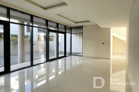 3 Bedroom Villa for Sale in DAMAC Hills, Dubai - Motivated Seller I 3 BR +Maids I Large Kitchen
