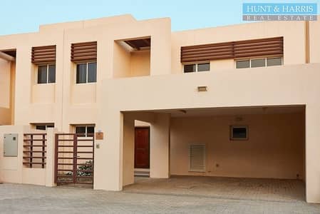 3 Bedroom Townhouse for Sale in Mina Al Arab, Ras Al Khaimah - Upgraded Malibu villa - Vacant - Walk to Beach