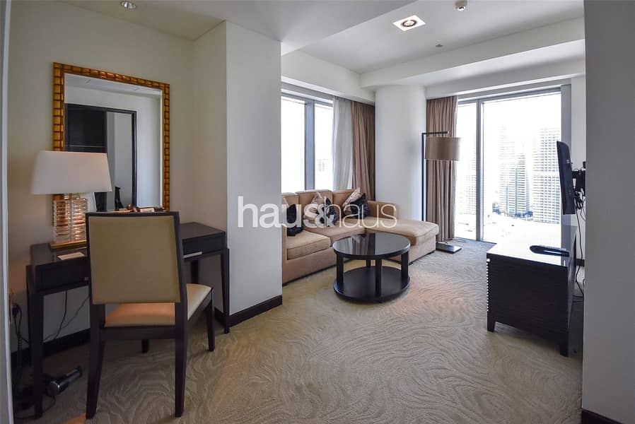 位于迪拜码头，迪拜谦恭海滨酒店（购物中心酒店） 1 卧室的公寓 140000 AED - 5883873