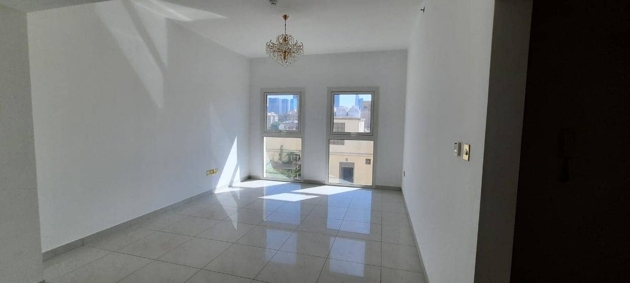 2  BHK Jumeirah Apartment in Jumeirah 1