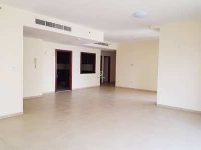 3 Bedroom Flat for Rent in Jumeirah Beach Residence (JBR), Dubai - Partial Sea View | Huge Area | Ready To Move