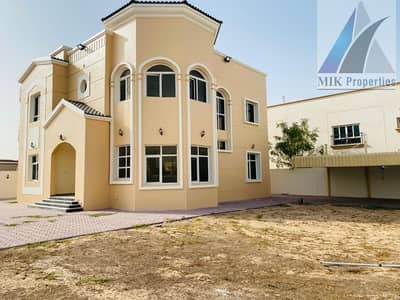 5 Bedroom Villa for Rent in Muhaisnah, Dubai - CORNER VILLA | 05 B/R + SERVANT QUARTERS | BIG PLOT