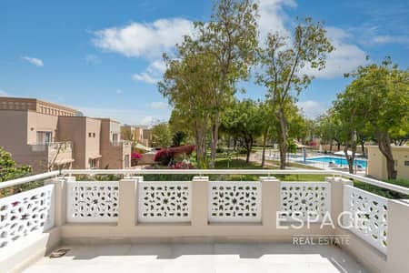 4 Bedroom Villa for Sale in The Meadows, Dubai - Fully Renovated and Extended 4BR in Meadows 6