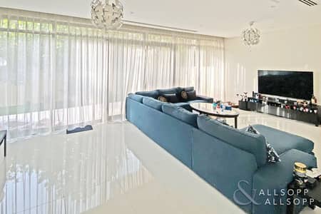 3 Bedroom Villa for Sale in DAMAC Hills, Dubai - Corner Plot | Single Row | VOT | Modern