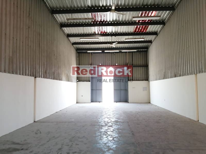 Insulated 1450 Sqft Warehouse in Clean Compound