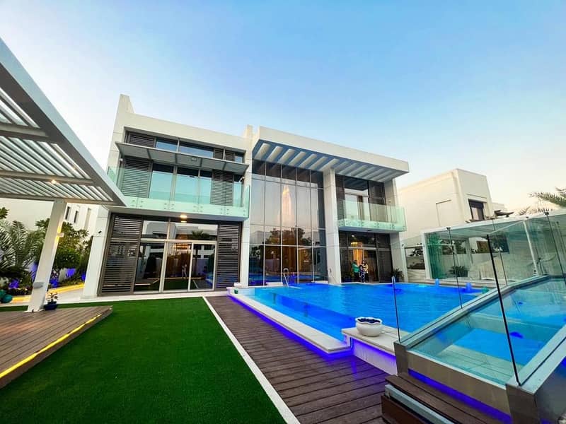 A Dream Home,Exquisitely upgraded, The most beautiful Villa in District one, 6 Beds Contemporary