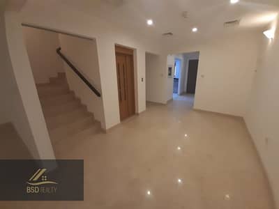 3 Bedroom Villa for Rent in Jumeirah Village Circle (JVC), Dubai - Stunning I Customized I En-suite 3 BR+M I Service Elevator