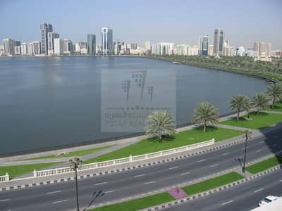 Office for Sale in Al Majaz, Sharjah - Commercial office on the corniche with car parking