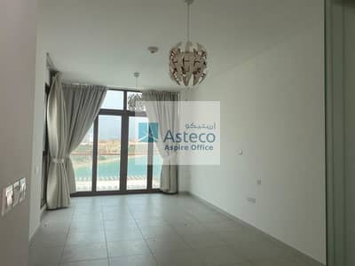 Studio for Rent in Palm Jumeirah, Dubai - Waterfront Studio with Gym and Swimming  pool