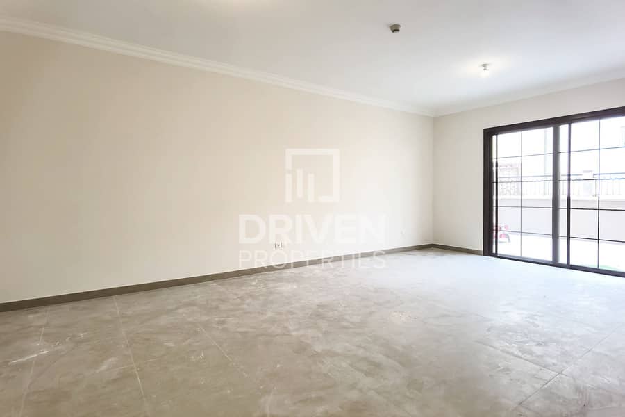 Spacious Apt with Maids Room and Terrace