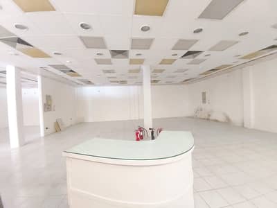 Shop for Rent in Jumeirah, Dubai - Prime Location| Fitted Ready Retail| Huge Display