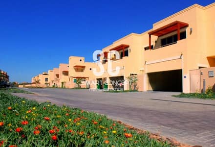 5 Bedroom Villa for Sale in Al Raha Gardens, Abu Dhabi - Luxurious Layout | Deluxe Villa | Prime Location