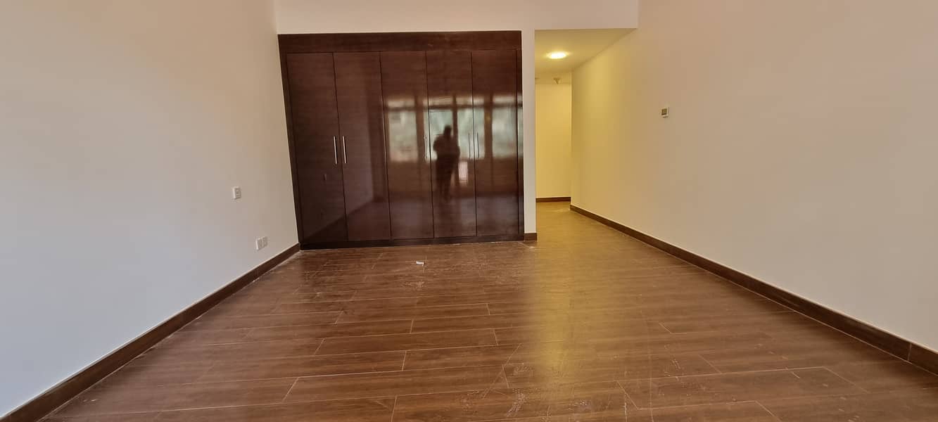 Excellent finishing | Huge 2bhk | maids | 2326 sqft | Rent : 131k in 4payment  | al badia residences | all facilities free