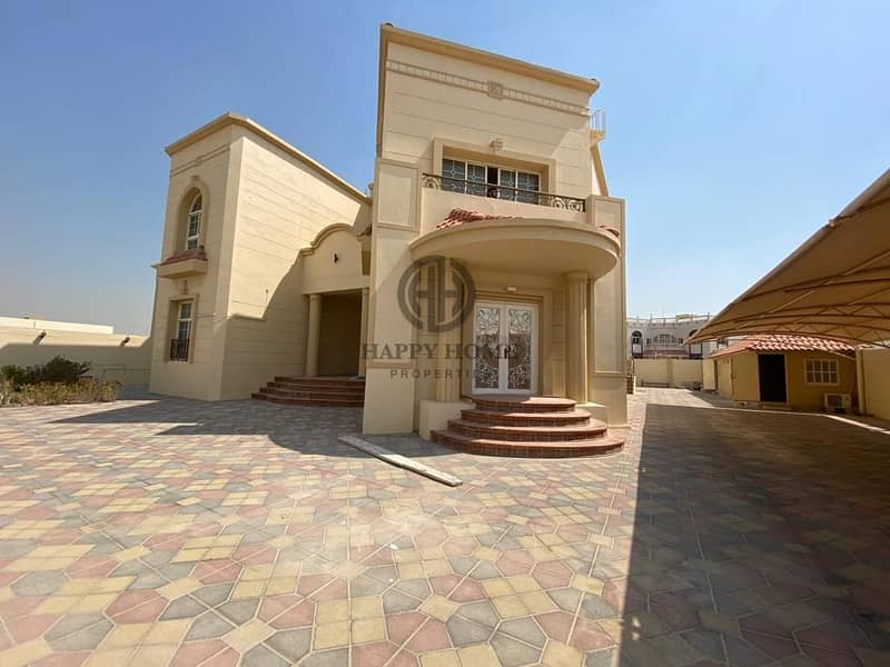 Fully Independent villa 6 bedrooms (All en-suites) rent is 250k at Oud Al Muteena