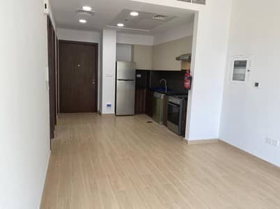 1 Bedroom Flat for Rent in Remraam, Dubai - Brand New 1BR Apartment | Kitchen Appliances