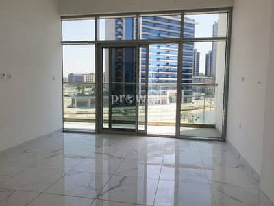 شقة 1 غرفة نوم للايجار في أرجان، دبي - شقة في بناية دوماكس أرجان 1 غرف 47999 درهم - 5879318