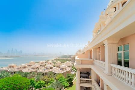 4 Bedroom Penthouse for Sale in Palm Jumeirah, Dubai - Unique Penthouse|Best Layout|Stunning Sea View