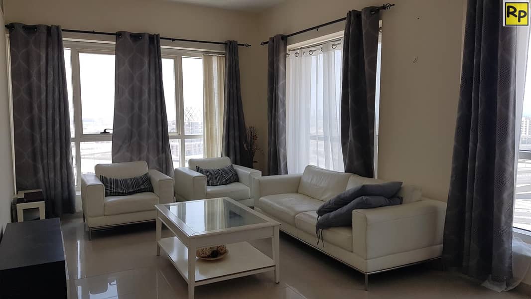 ONE BHK IN JLT LAKE POINT FURNISHED WITH BALCONY N PARKING