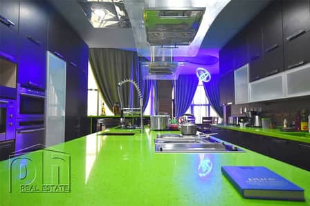 7 Bedroom Villa for Rent in Emirates Hills, Dubai - Unique 8 bedroom villa available to rent 7 Bedroom Villa for Rent in Emirates Hills, Dubai - Unique 8 bedroom villa available to rent
