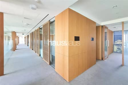 Office for Rent in Dubai Internet City, Dubai - Luxury Building | Premium Office | Furnished