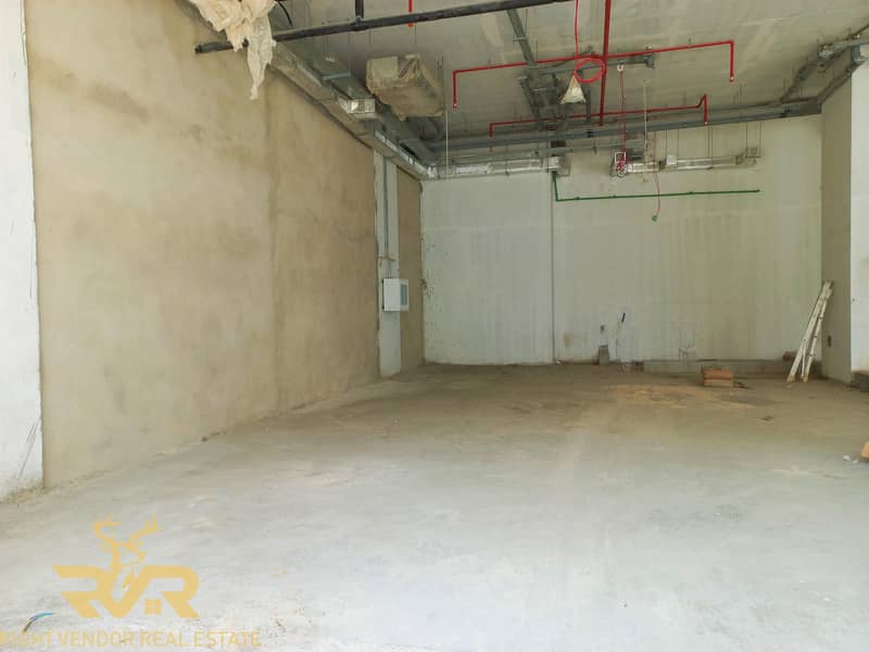 位于阿尔扬街区，胜利大道公寓 的商铺 147200 AED - 5832619