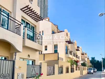 3 Bedroom Townhouse for Sale in Jumeirah Village Circle (JVC), Dubai - Community pool| Corner| Vacant in Feb