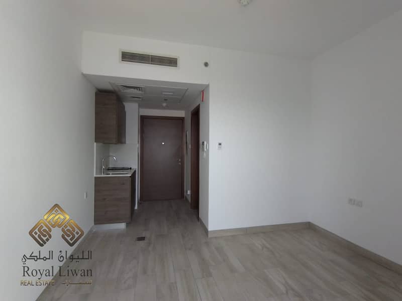 1 Month Free | EASY 18 | Studio Flat | Large Balcony | Ready to Move in