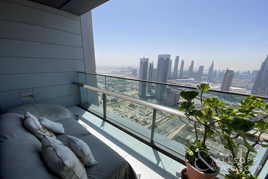 Burj Khalifa View | Balcony | Large Layout