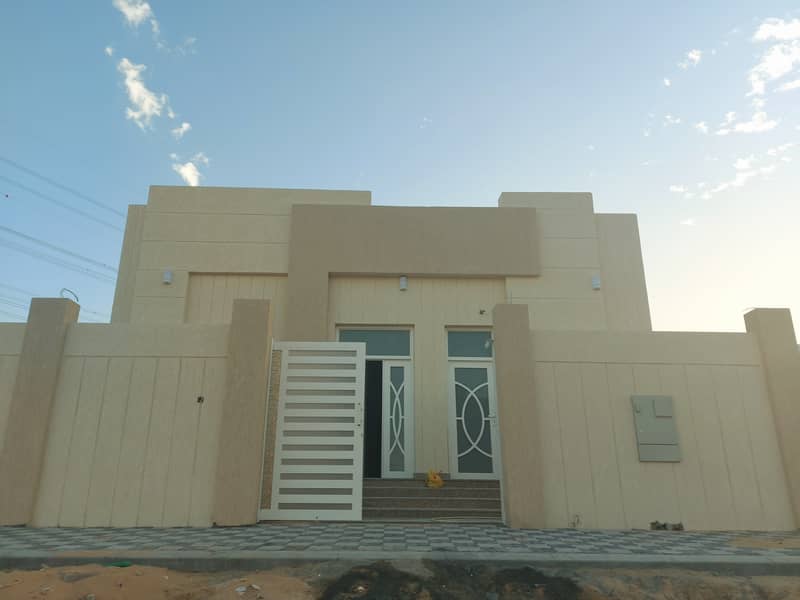 A modern villa for sale, one of the most luxurious villas in Ajman, at a very attractive price, with the design of palaces, and with a very luxurious
