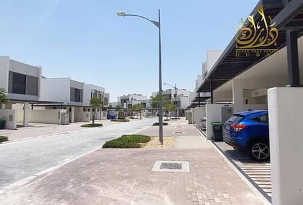 luxury community/amazing price for 5 bedroom villa