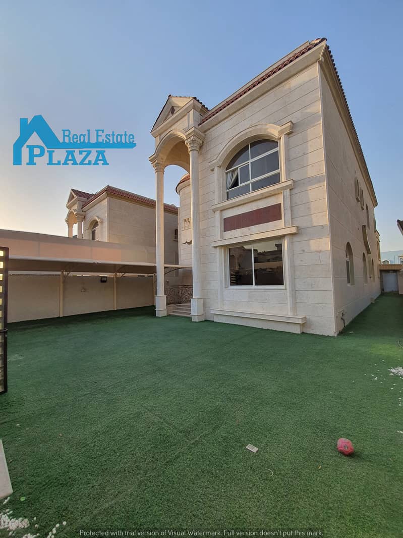 Villa for rent directly from the owner, second inhabitant, super deluxe finishing, five master rooms, third number from Sheikh Ammar Street, large are