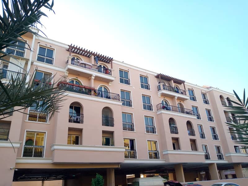 2BHK with balcony in Prime -2 Net to sale 470000/-AED Rented apartment