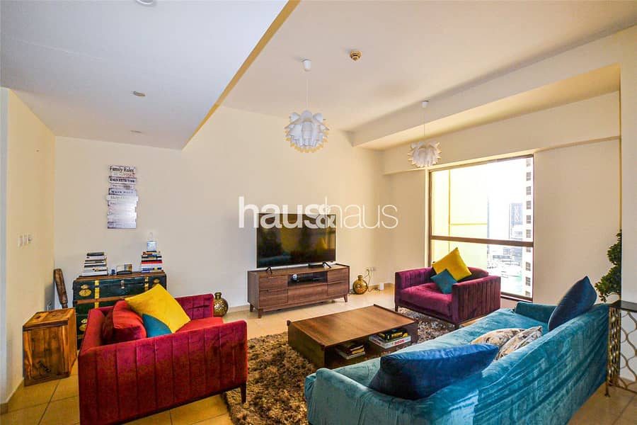 | Unfurnished | Large Unit | Bright and Spacious |