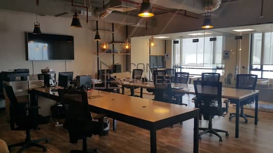 Office for Sale in Jumeirah Village Circle (JVC), Dubai - SPACIOUS OFFICE | HIGH END FURNISHING | CLOSE TO THE BUS STOP
