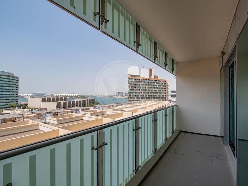 Excellent price for sea views | Private balcony