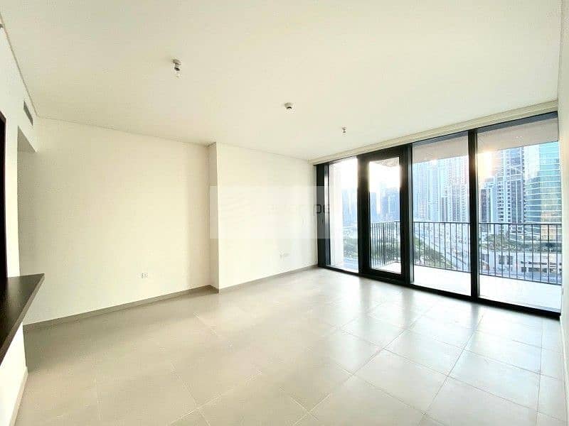 Brand New|1 Bedroom with Balcony |Vacant Apartment