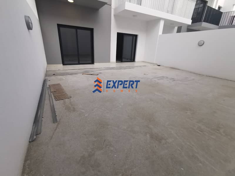 Квартира в Дубай Продакшн Сити，SOL Гольф Вьюз, 2 cпальни, 50000 AED - 5687980